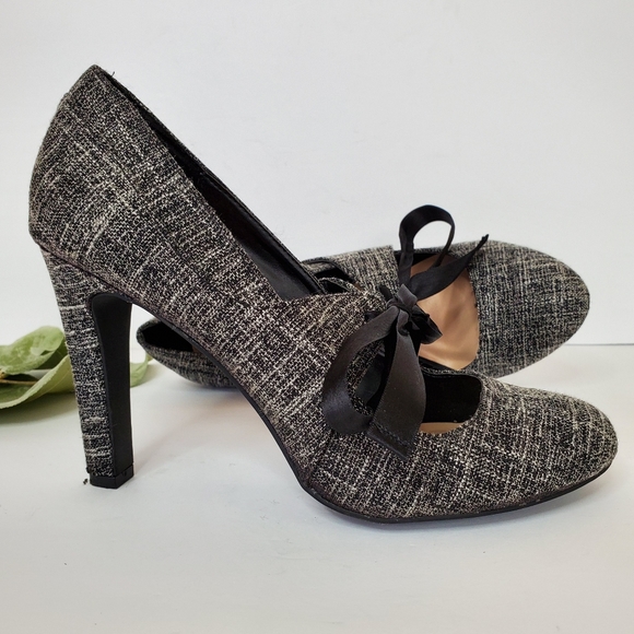 Kelly & Katie Shoes - Kelly & Katie Fabric Mary Jane Heels